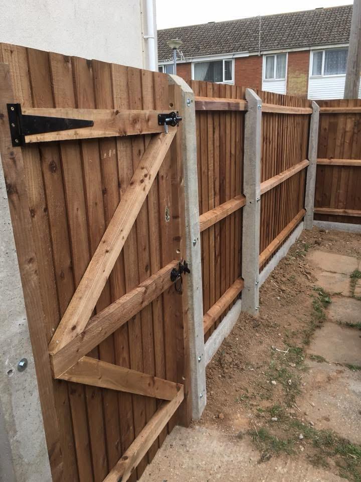 fencing installation completed norfolk & east anglia